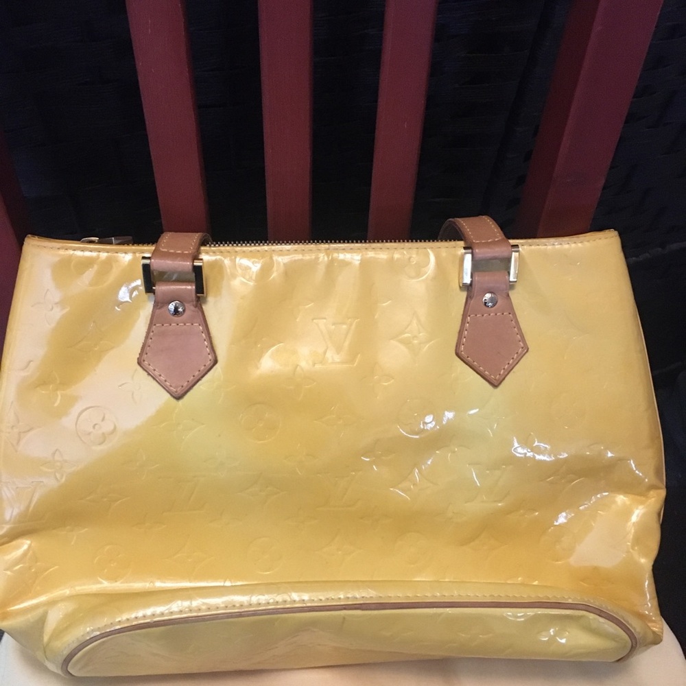 Louis Vuitton Vernis Houston Yellow Bag